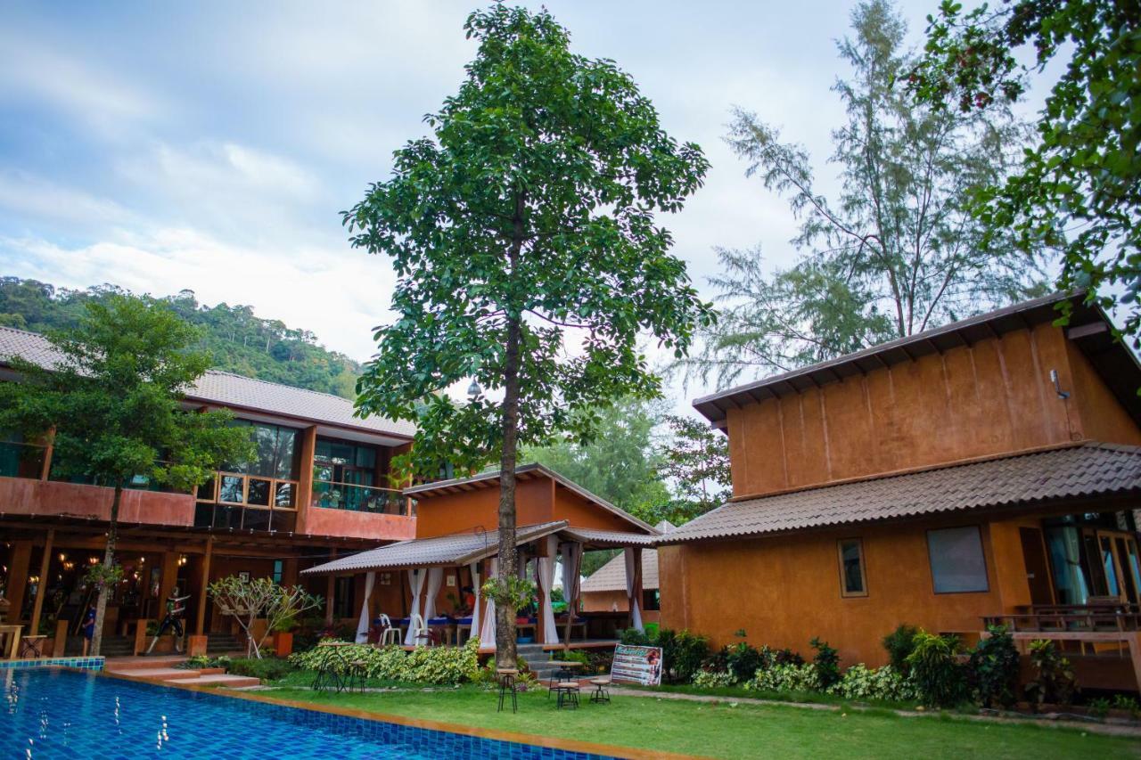 Flora I Talay Hotel Koh Chang Exterior foto